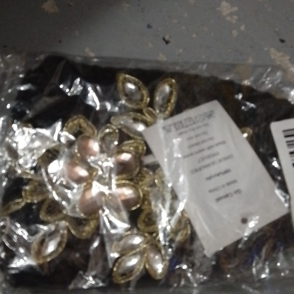 Headband - Picture 6 of 6